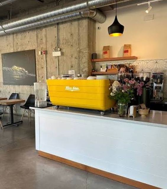 Milano Coffee, Courtenay
